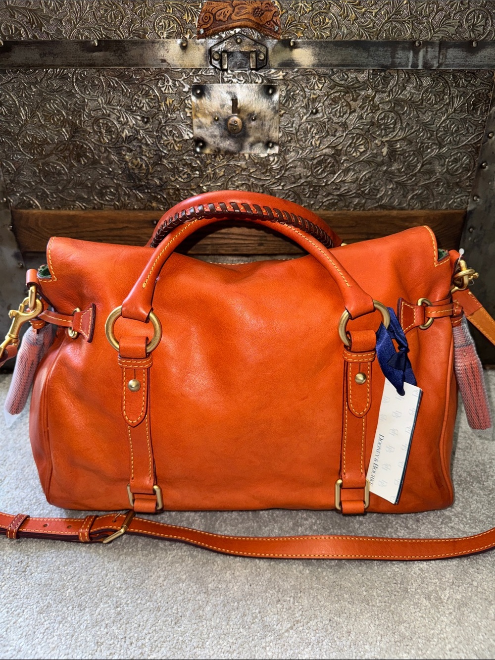 Dooney & Bourke large Florentine satchel with strap in HTF Orange - Picture 3 of 16
